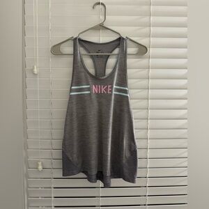Nike tank